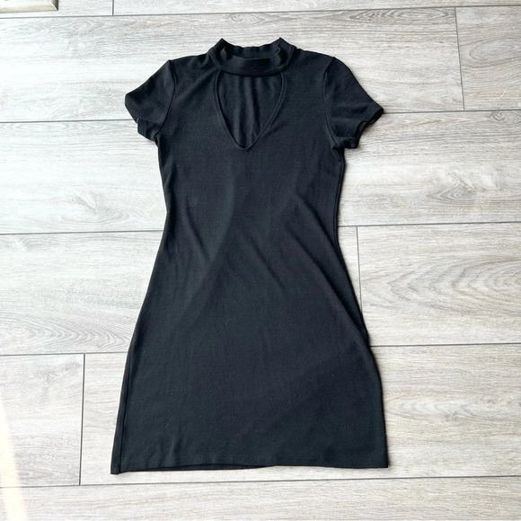 Aritzia WILFRED DONDOE  Choker Neck Dress - Picture 5 of 12